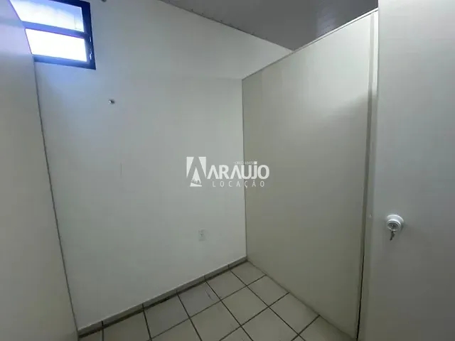 Sala para alugar, no bairro Centro em Itajaí