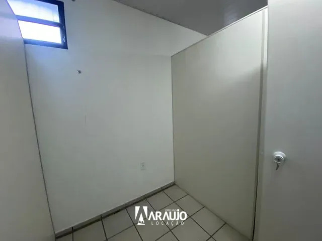 Sala para alugar, no bairro Centro em Itajaí
