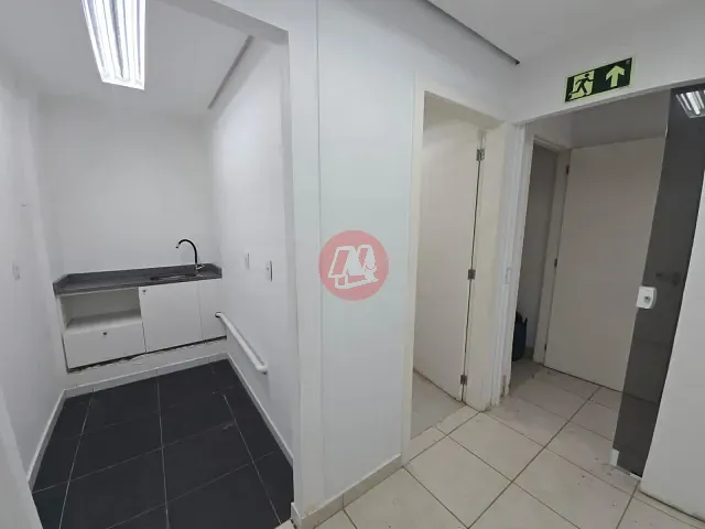 Sala para alugar, no bairro Santana em Porto Alegre