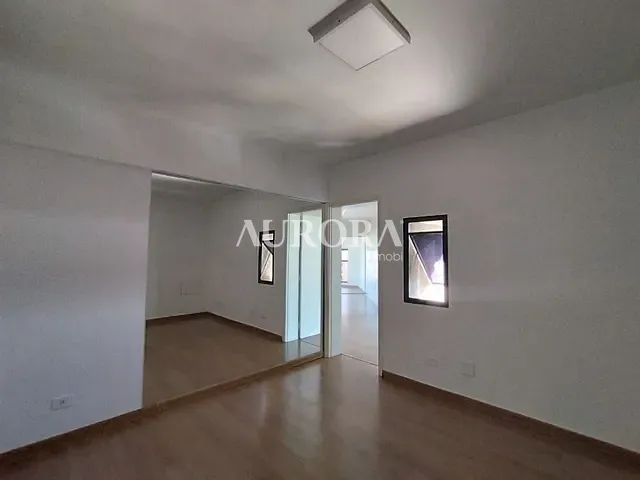 Sala com 156m², à venda, no bairro Jardim Higienópolis em Londrina