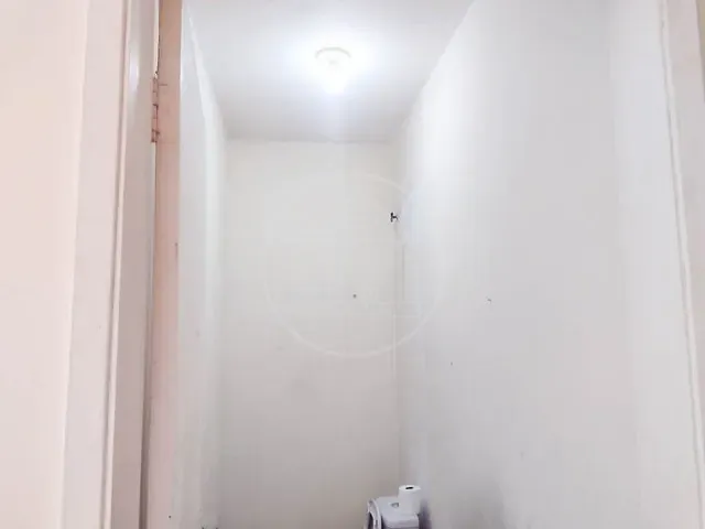 Sala para alugar, no bairro Parque Alto do Rio Bonito em São Paulo