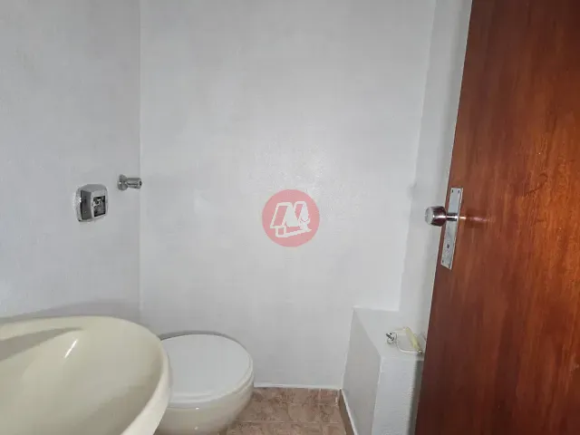 Sala para alugar, no bairro Jardim Botânico em Porto Alegre