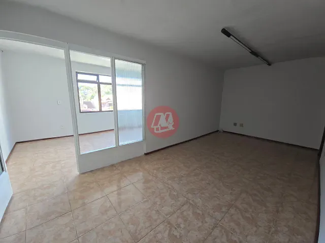 Sala para alugar, no bairro Jardim Botânico em Porto Alegre