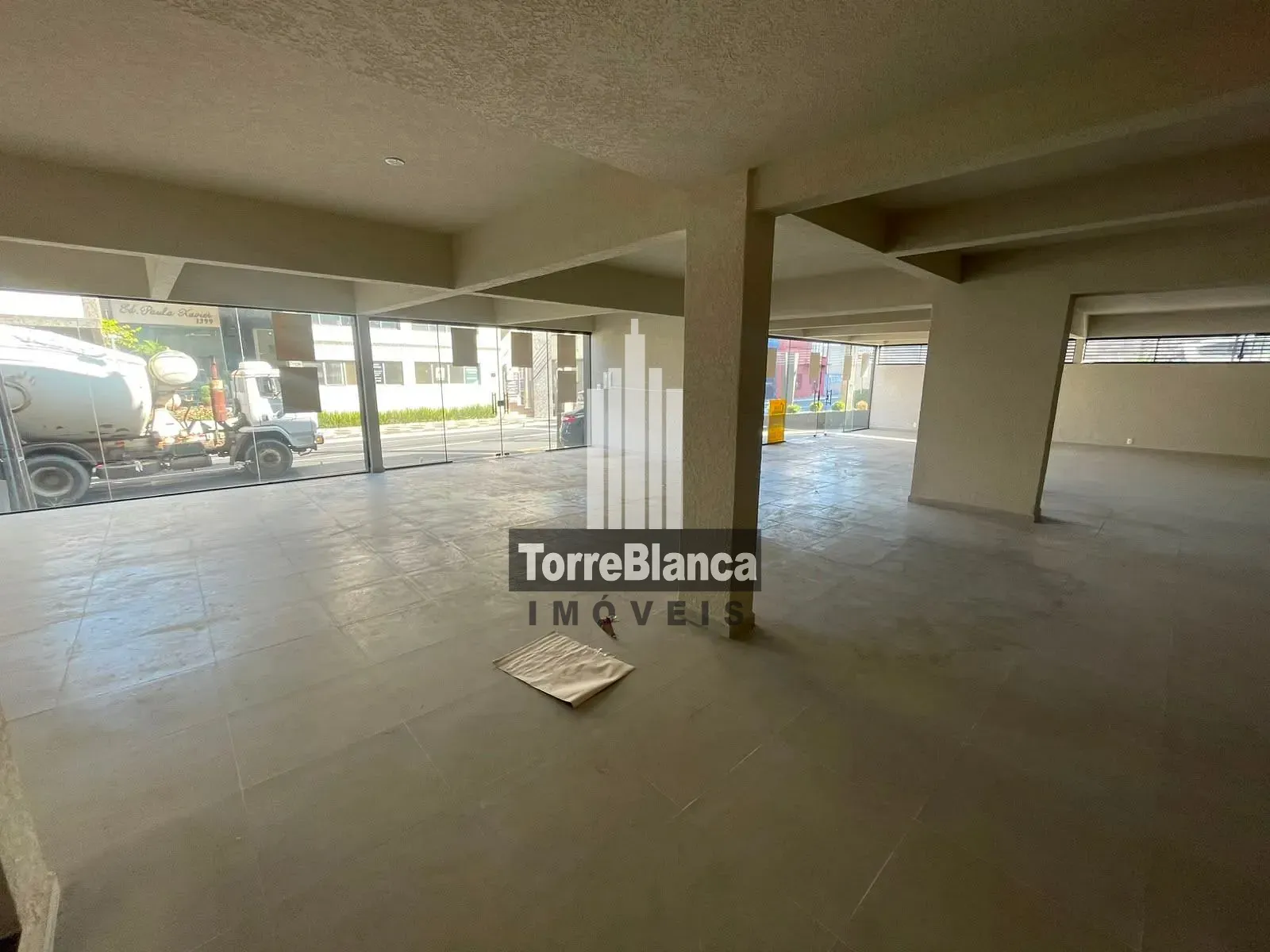 Sala-Conjunto, 240 m² - Foto 3