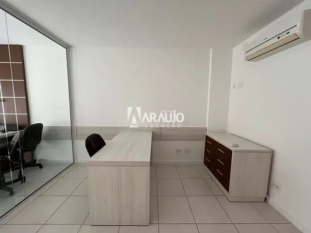 Sala para alugar, no bairro Centro em Itajaí