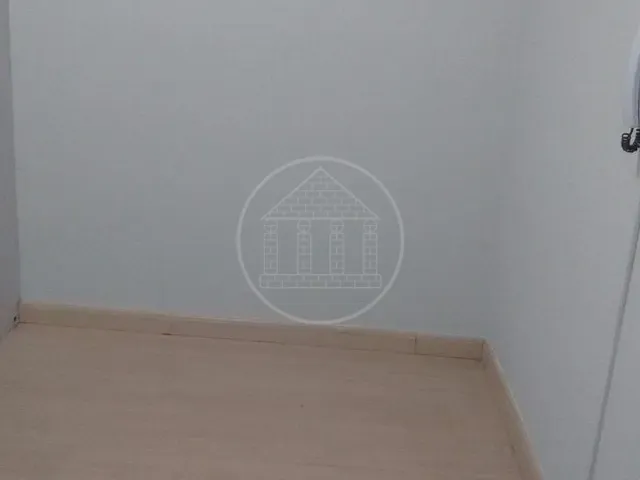 Sala com 40m², para alugar, no bairro Cidade Dutra em São Paulo