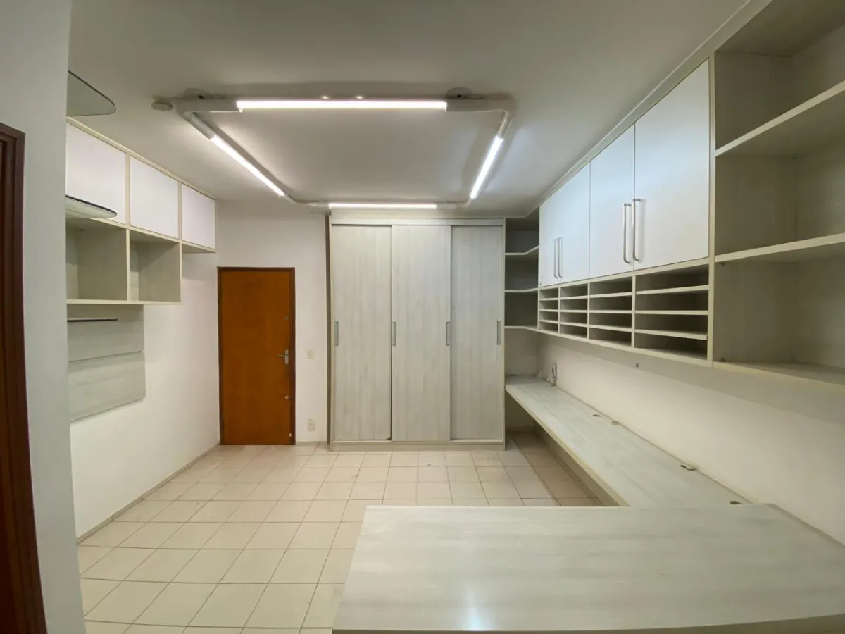 Conjunto comercial para venda em Centro, 21m²