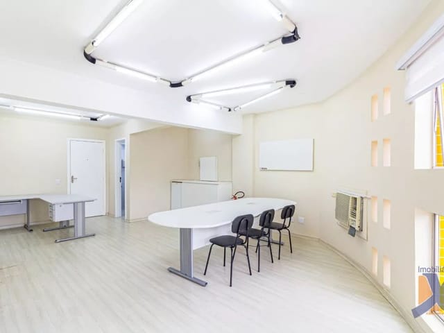 Sala para alugar, no bairro Centro em Curitiba