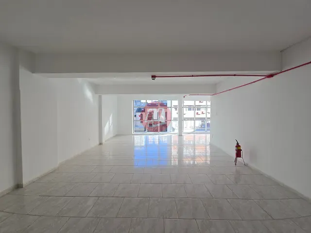 Sala para alugar, no bairro Centro Histórico em Porto Alegre