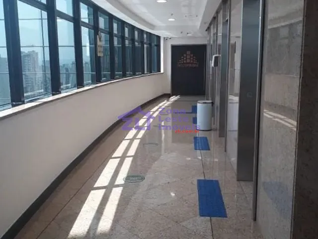 Sala com 61m², para alugar, no bairro Vila Gomes Cardim em São Paulo