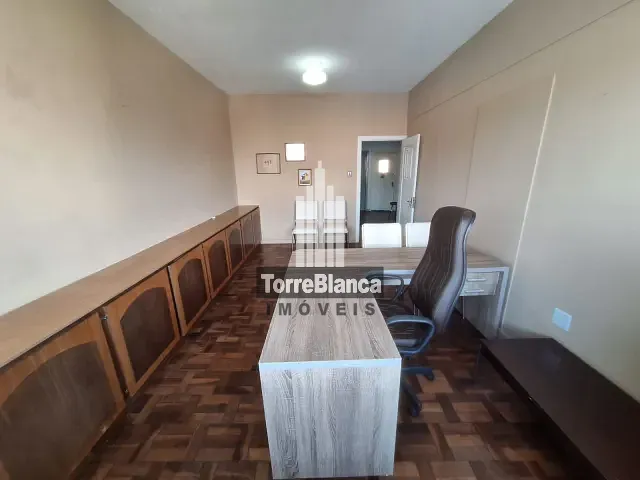 Sala com 25m², para alugar, no bairro Centro em Ponta Grossa