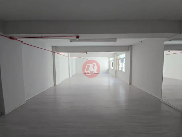 Sala para alugar, no bairro Centro Histórico em Porto Alegre