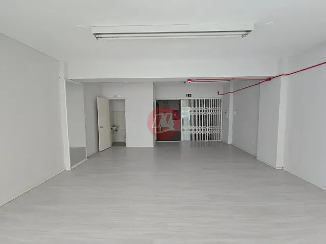 Sala para alugar, no bairro Centro Histórico em Porto Alegre