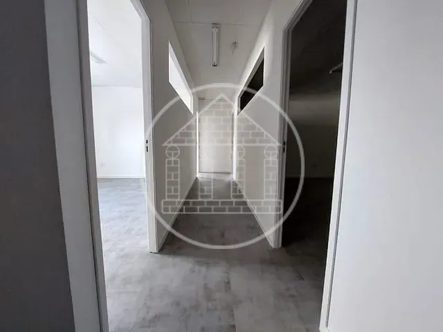 Sala para alugar, no bairro Jardim Beatriz em São Paulo