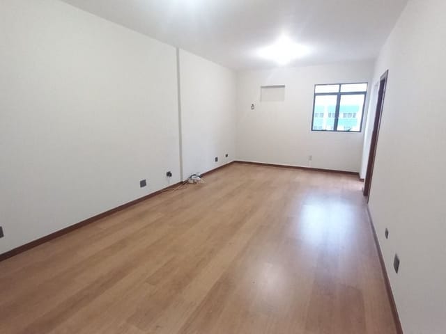 Sala à venda, no bairro Bigorrilho em Curitiba