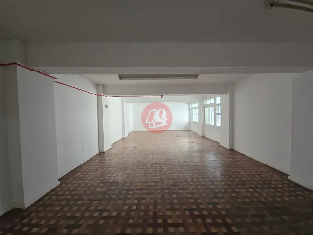 Sala para alugar, no bairro Centro Histórico em Porto Alegre