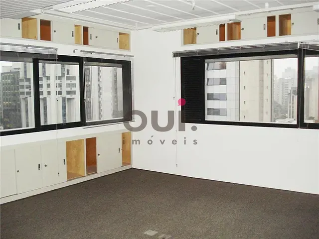 Sala para alugar, no bairro Cidade Monções em São Paulo