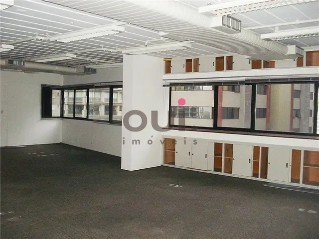 Sala para alugar, no bairro Cidade Monções em São Paulo