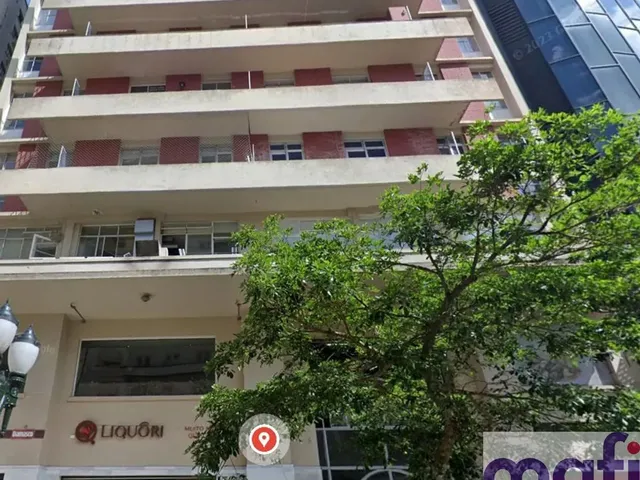 Sala com 21m², para alugar, no bairro Centro em Curitiba