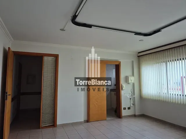 Sala com 55m², à venda, no bairro Centro em Ponta Grossa