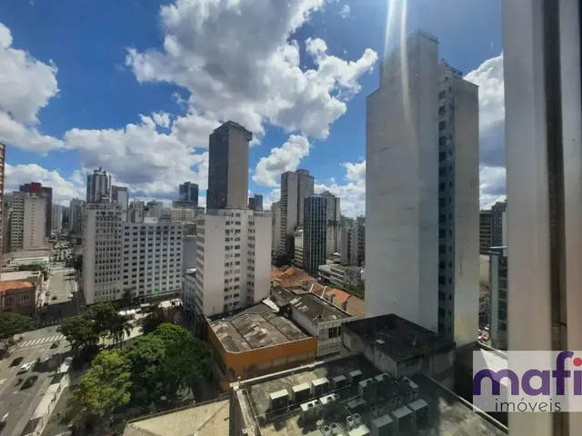 Sala com 40m², para alugar, no bairro Centro em Curitiba