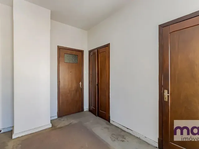 Sala com 50m² 1 quarto e 1 banheiro, para alugar, no bairro Centro em Curitiba