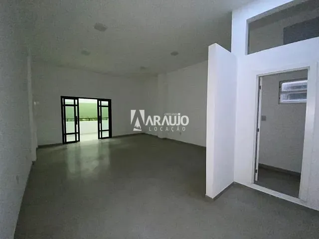 Sala para alugar, no bairro Centro em Itajaí