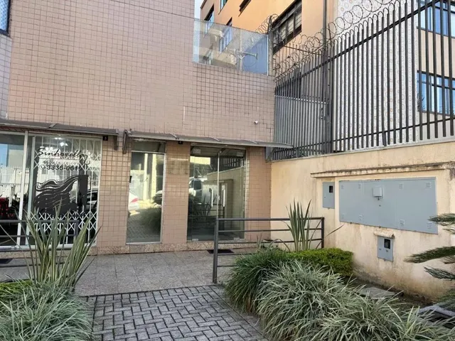 Sala à venda, no bairro Mercês em Curitiba