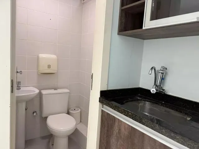 Sala à venda, no bairro Mercês em Curitiba