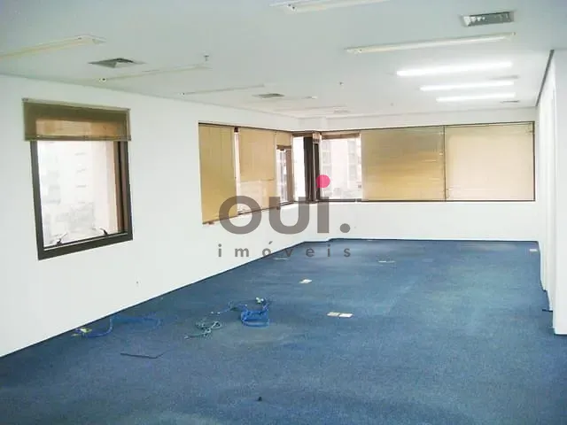 Sala para alugar, no bairro Itaim Bibi em São Paulo