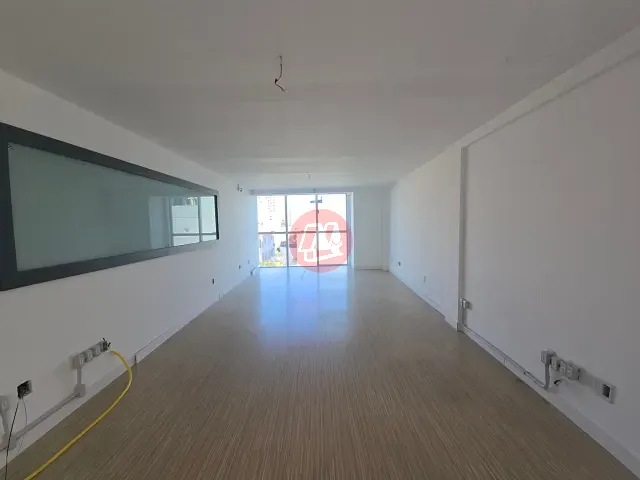Sala com 54m², para alugar, no bairro Azenha em Porto Alegre