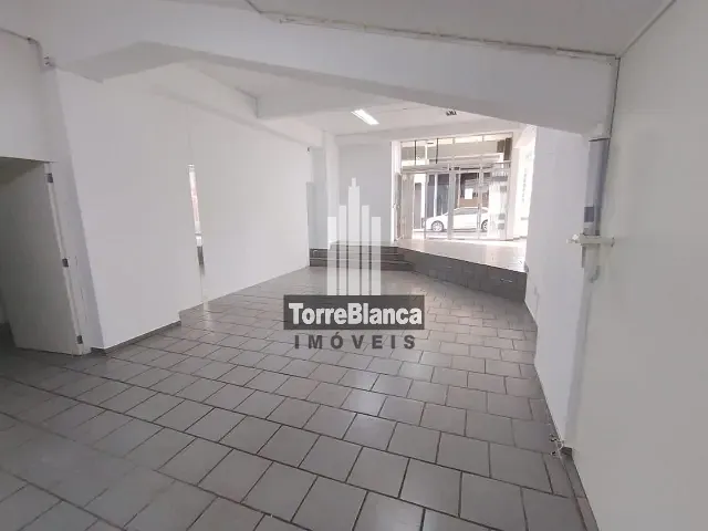 Sala com 155m², para alugar, no bairro Centro em Ponta Grossa