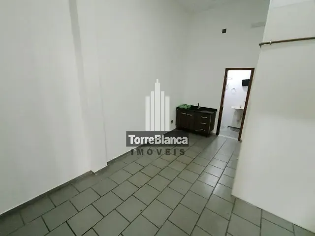 Sala com 155m², para alugar, no bairro Centro em Ponta Grossa
