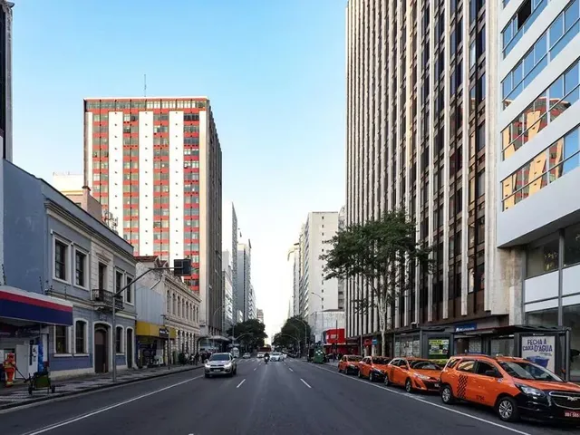 Sala à venda, no bairro Centro em Curitiba