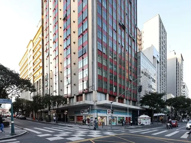 Sala à venda, no bairro Centro em Curitiba