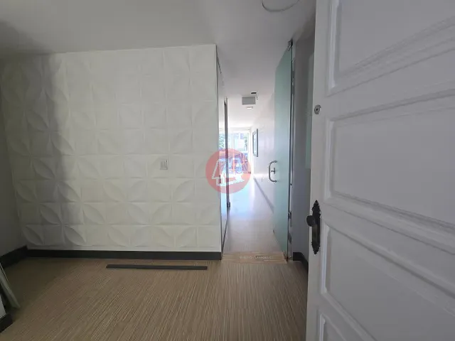Sala com 53m², para alugar, no bairro Azenha em Porto Alegre