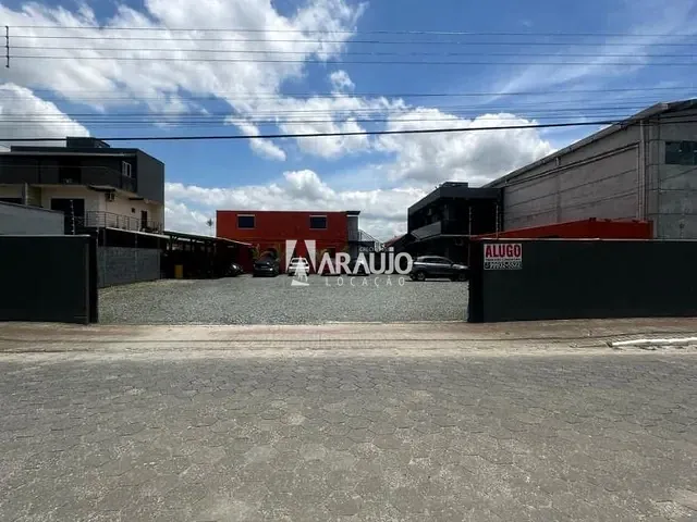 Terreno com 750m², para alugar, no bairro Salseiros em Itajaí