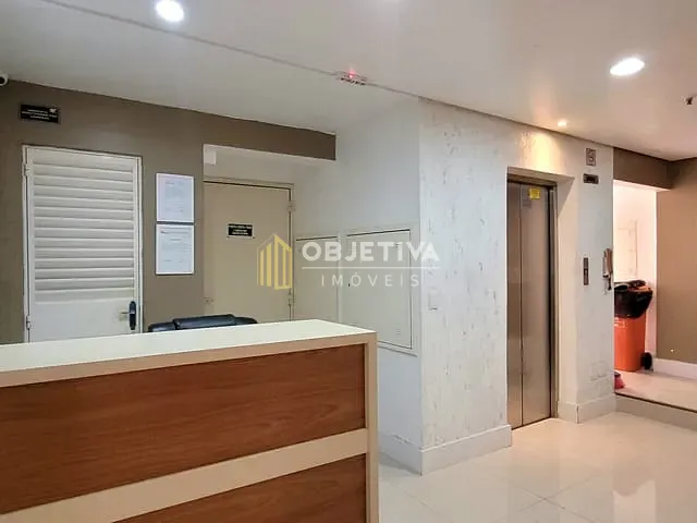 Sala com 45m², à venda ou para alugar, no bairro Centro Histórico em Porto Alegre