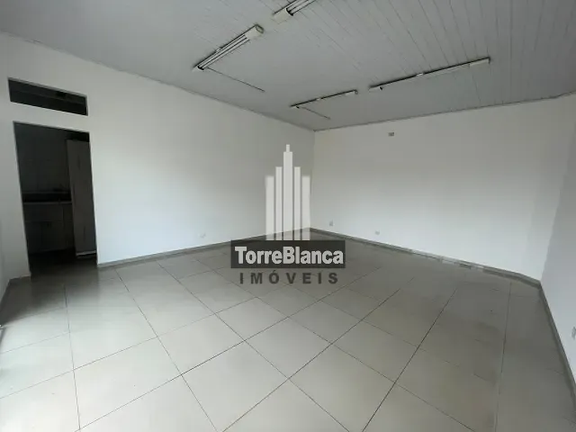 Sala com 50m², para alugar, no bairro Centro em Ponta Grossa