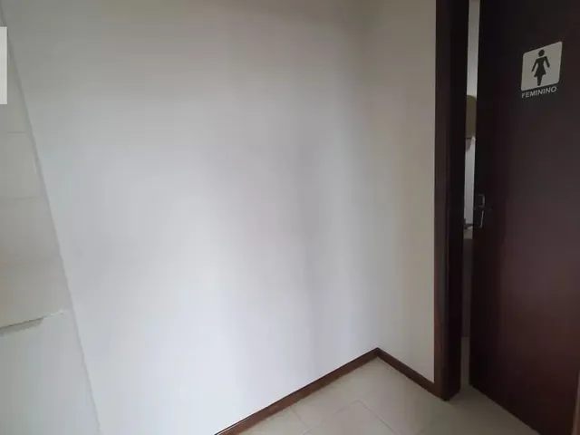 Sala para alugar, no bairro Portão em Curitiba
