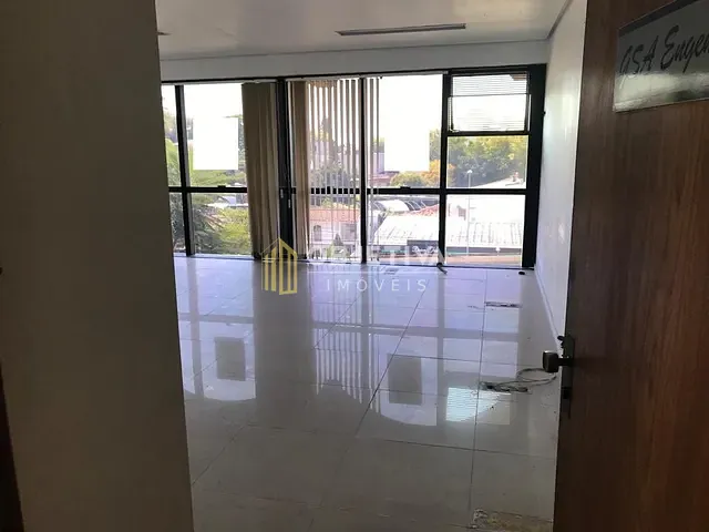 Sala com 52m², à venda, no bairro Bela Vista em Porto Alegre