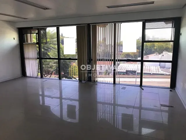 Sala com 52m², à venda, no bairro Bela Vista em Porto Alegre