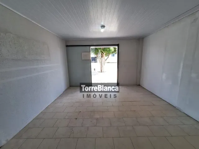 Sala com 60m², para alugar, no bairro Uvaranas em Ponta Grossa