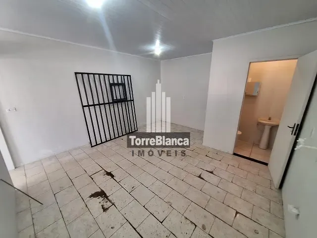 Sala com 60m², para alugar, no bairro Uvaranas em Ponta Grossa