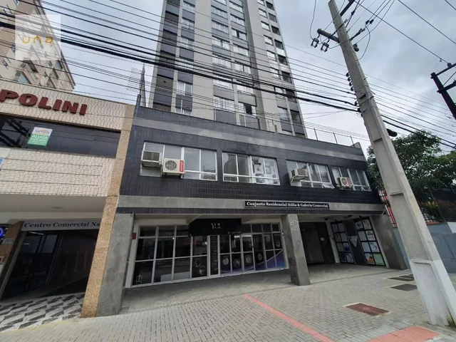 Sala à venda, no bairro Portão em Curitiba