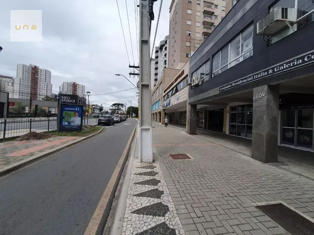 Sala à venda, no bairro Portão em Curitiba