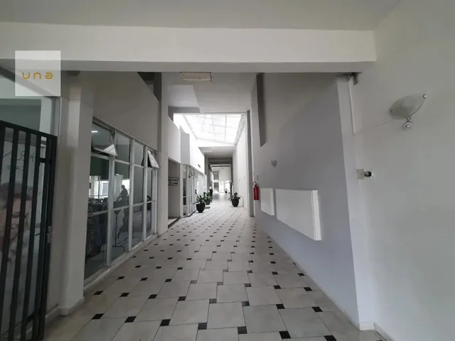 Sala à venda, no bairro Portão em Curitiba