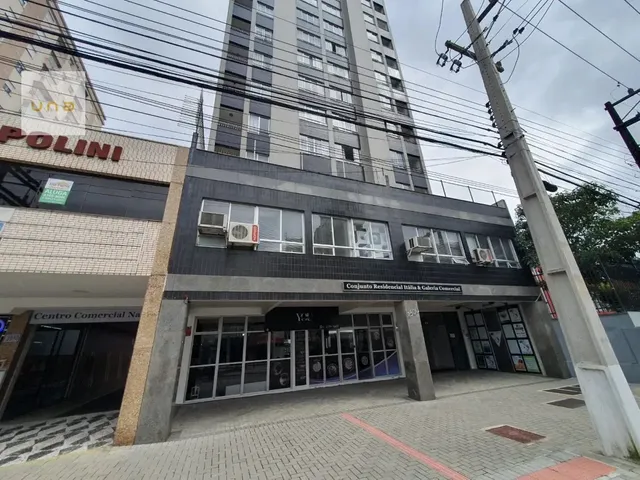 Sala à venda, no bairro Portão em Curitiba