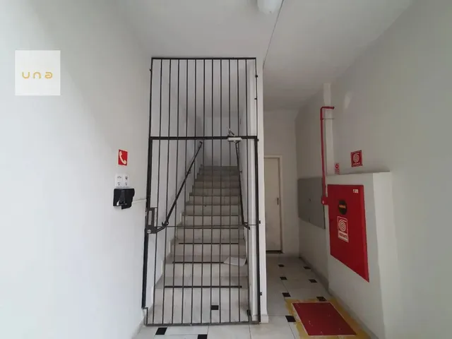 Sala à venda, no bairro Portão em Curitiba