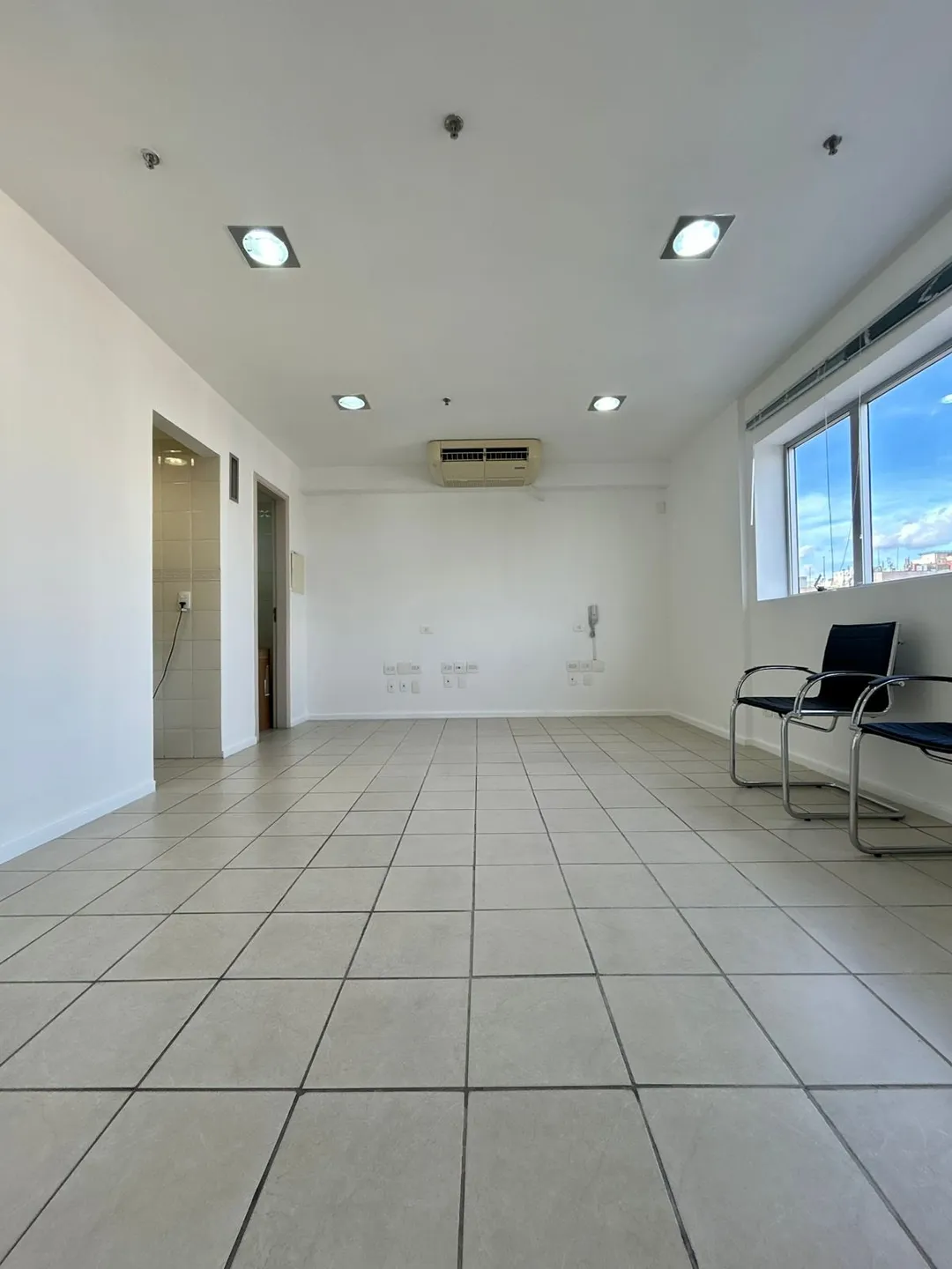 Conjunto comercial para venda em Moema, 32m²